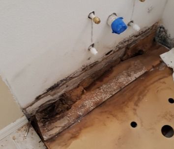 Water Damage Restoration in Fort Myers by Services 3,2,1 Corp